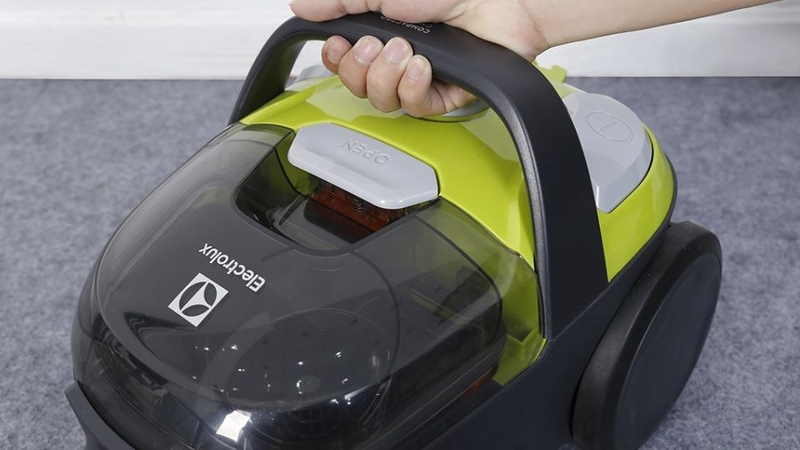 máy hút bụi Electrolux Z1231 1