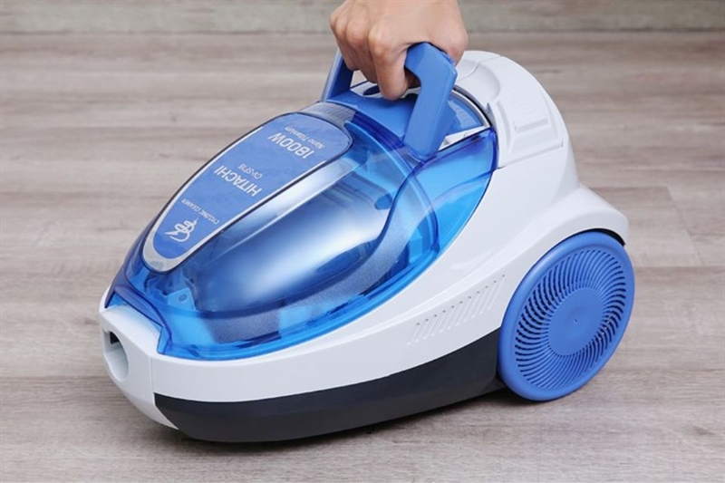 máy hút bụi hitachi 1800w (ảnh 2)