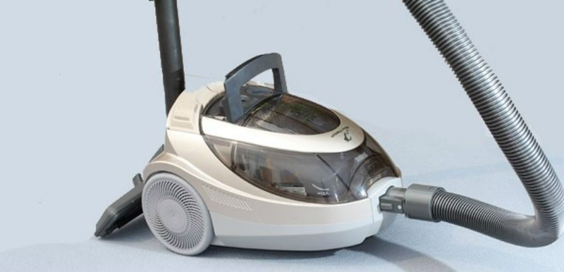 máy hút bụi hitachi 2000w 4