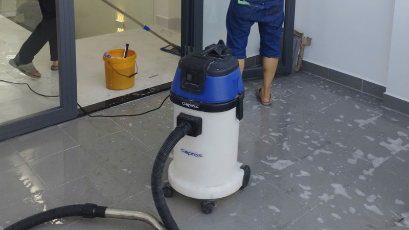 máy hút bụi sau xây dựng 2
