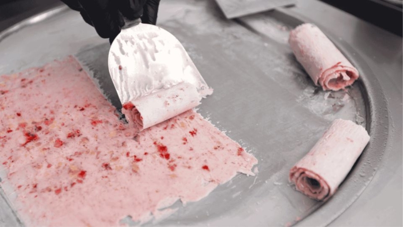 m&aacute;y l&agrave;m kem cuộn 7