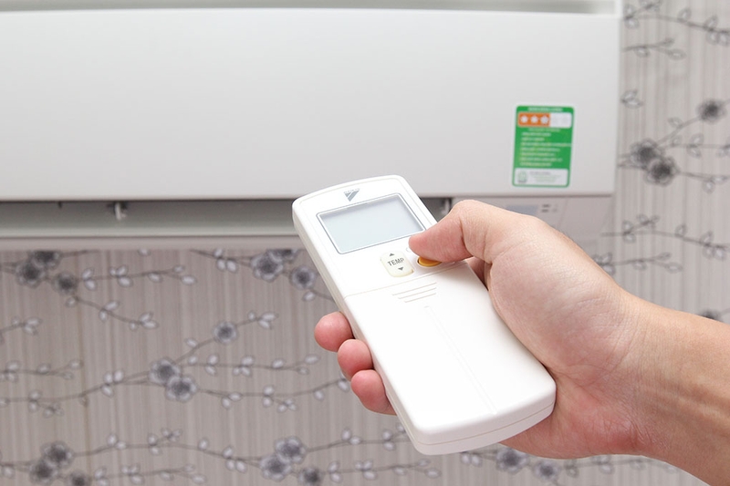 máy lạnh Daikin báo lỗi UF, UH 4
