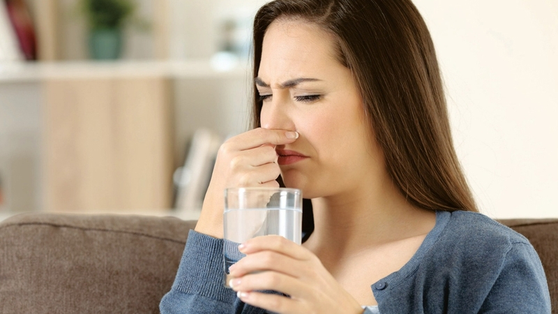 Máy lọc nước có mùi hôi 5