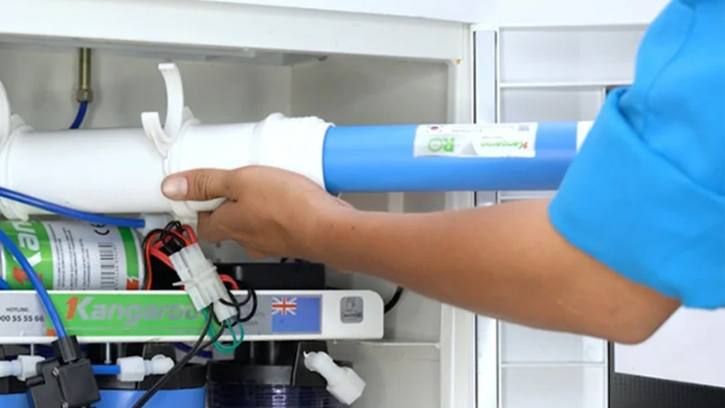 Máy lọc nước có mùi hôi 9