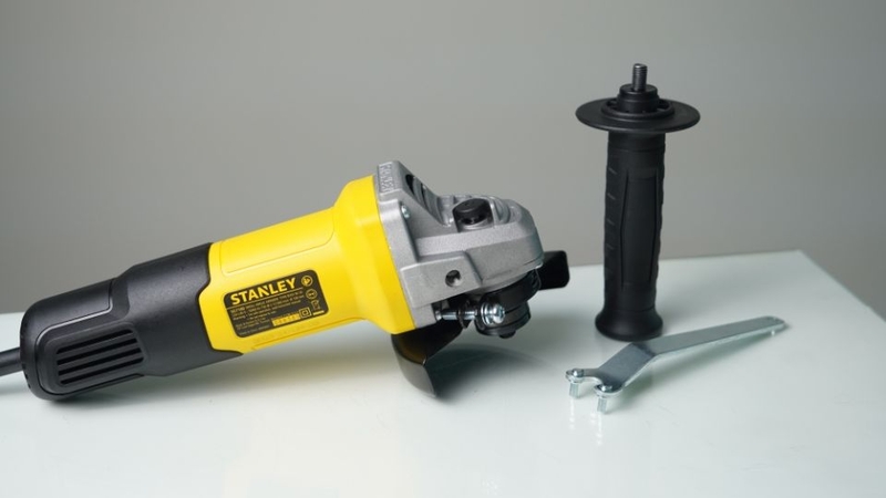 Máy mài góc Stanley SG7100-B1 750W