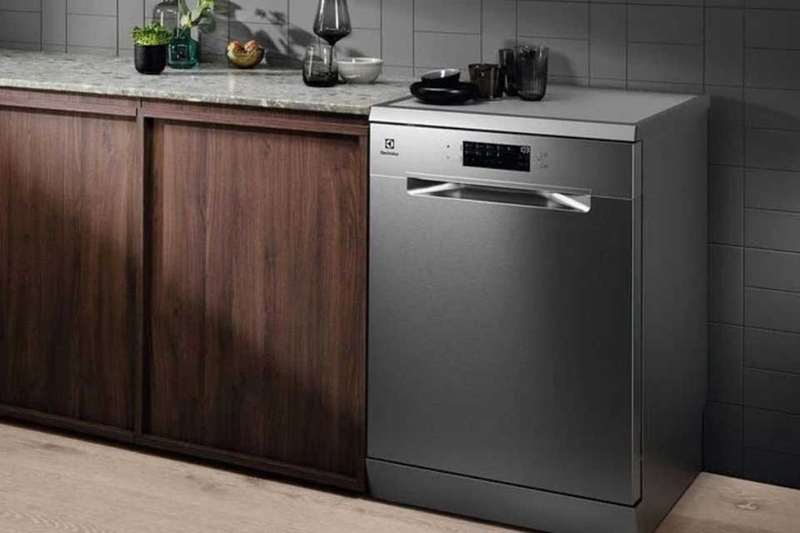 K&iacute;ch thước m&aacute;y rửa b&aacute;t Electrolux - 02