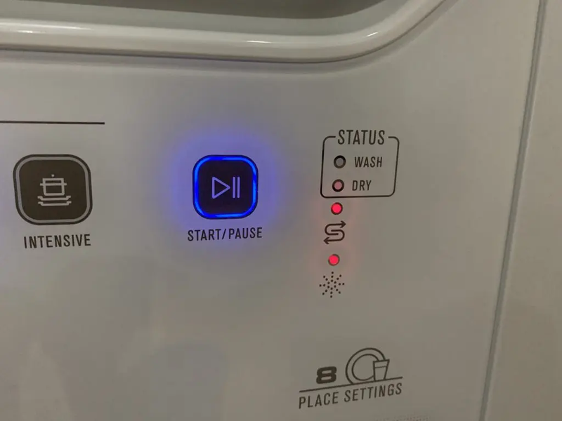 Máy rửa bát Electrolux báo lỗi Intensive