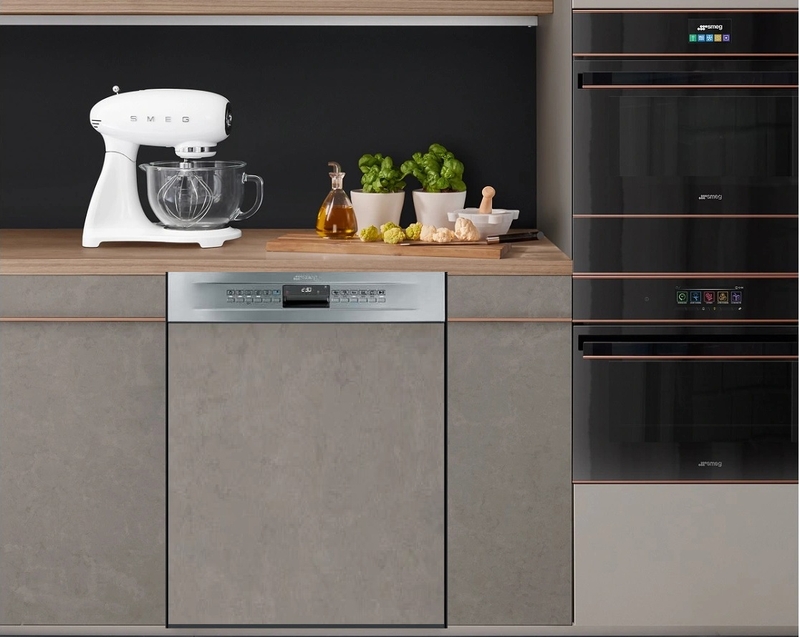 M&aacute;y rửa b&aacute;t Smeg 6