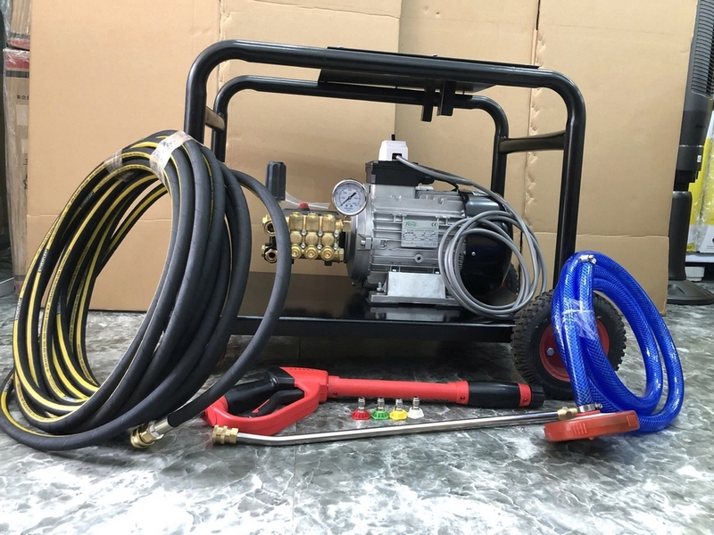 Máy rửa xe cao áp loại nào tốt ảnh 2