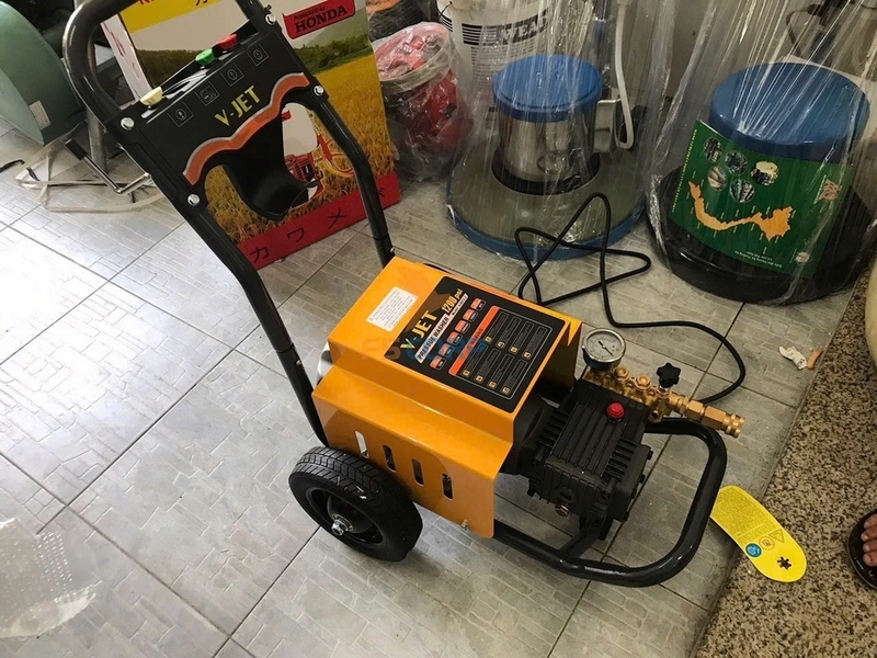 Máy rửa xe cao áp loại nào tốt ảnh 4