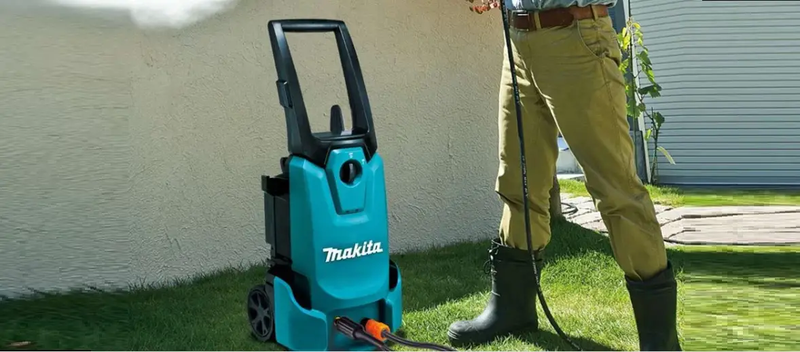 may rua xe makita hw1300