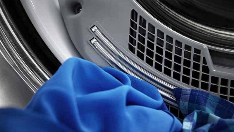 Máy sấy có mùi khét - 07