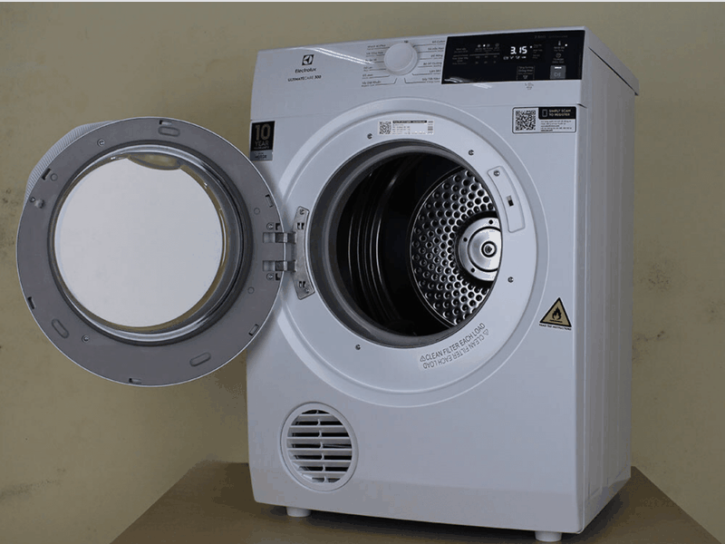 may say quan ao electrolux