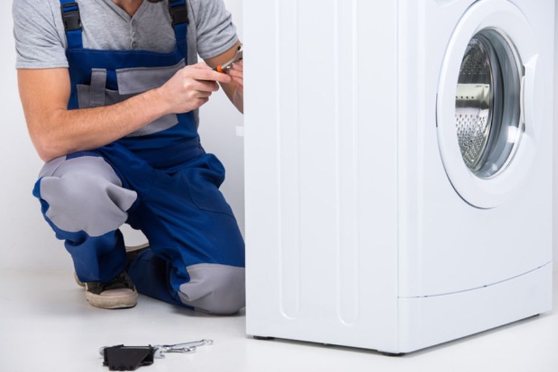 Kiểm tra, bảo dưỡng các bộ phận quạt và trục quay