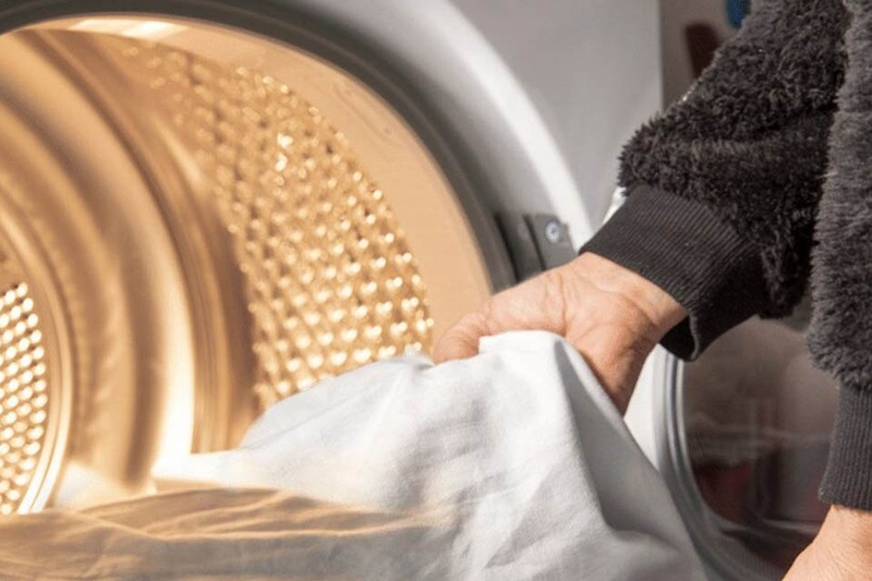 Máy sấy Samsung không vắt khô quần áo 1