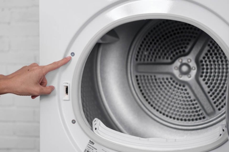 Máy sấy Samsung không vắt khô quần áo 8