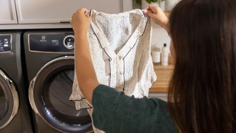 Máy sấy thông hơi Electrolux giúp quần áo khô đều