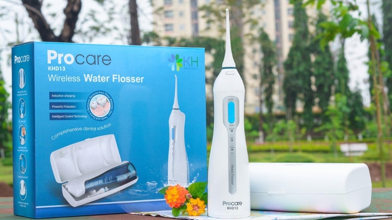 Máy tăm nước Procare KHD13
