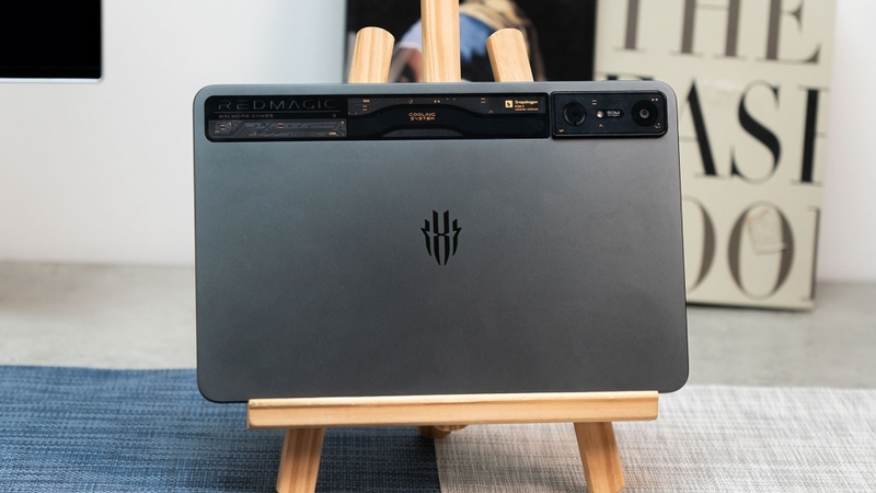 Nubia Red Magic Gaming Pad Pro là một dòng tablet gaming