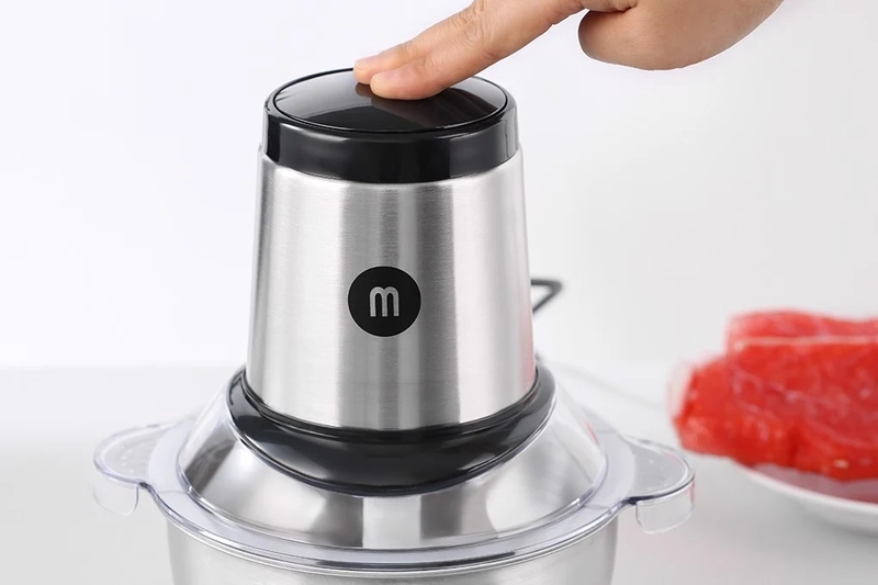 Máy xay thịt Mishio có công suất mạnh mẽ xay nhuyễn