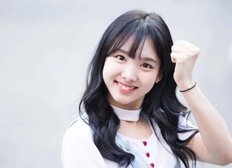 Sử dụng hình idol làm meme cực sáng tạo