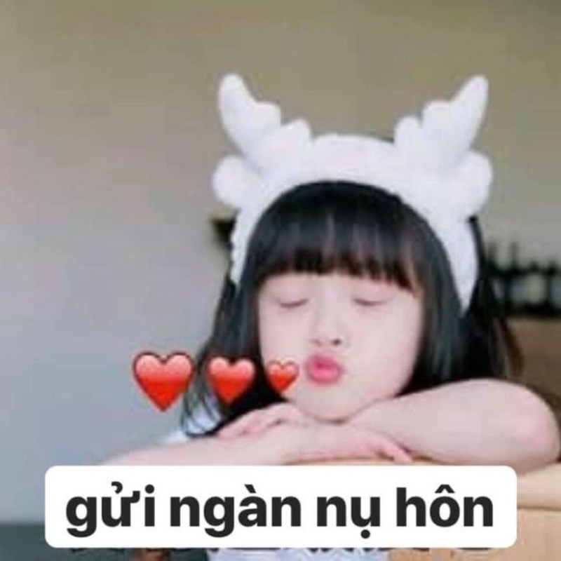 Meme em bé kèm thông điệp dành cho nửa kia