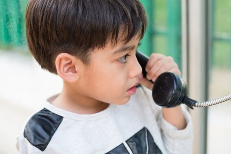 Mẹo nhớ số điện thoại bố mẹ cho trẻ 5