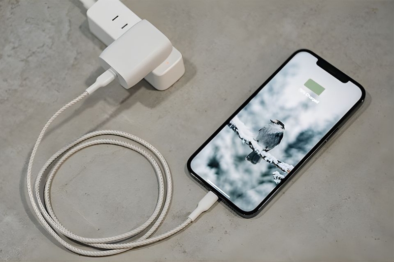 mẹo sạc iphone
