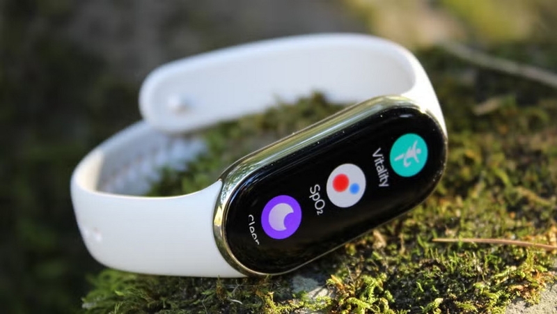 So sánh Mi Band 8 và Mi Band 8 Active - ảnh 1