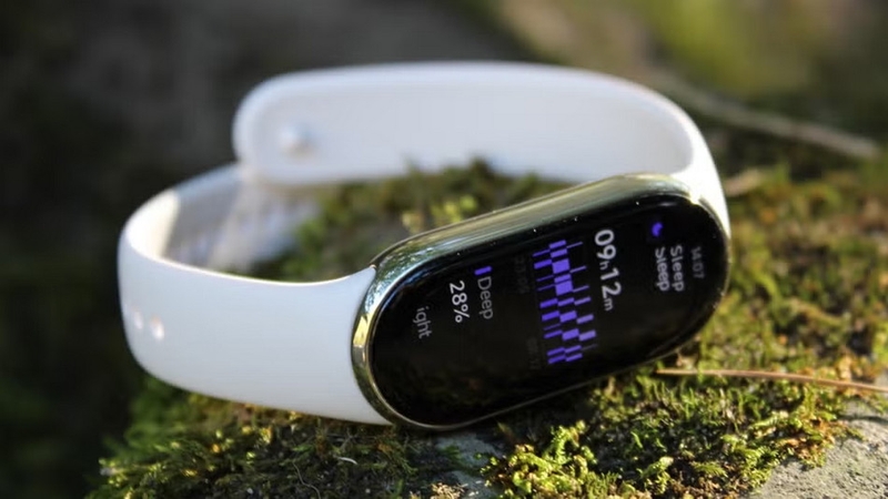 So sánh Mi Band 8 và Mi Band 8 Active - ảnh 2