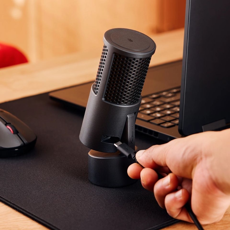 micro-hyperx-solocast-2-6.jpg