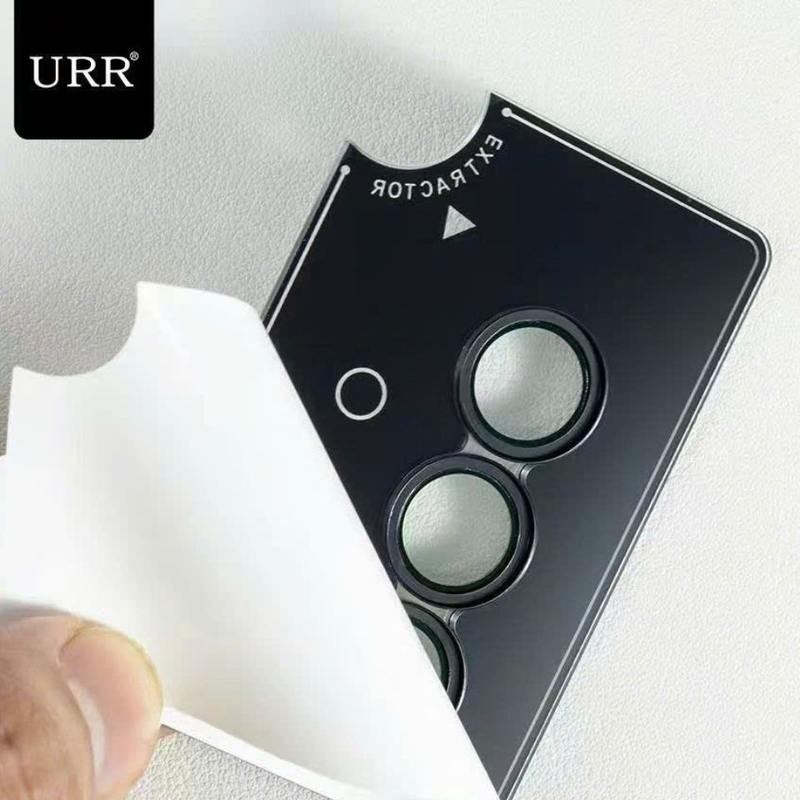 Thiết kế mỏng nhẹ, tương thích với nhiều loại ốp lưng