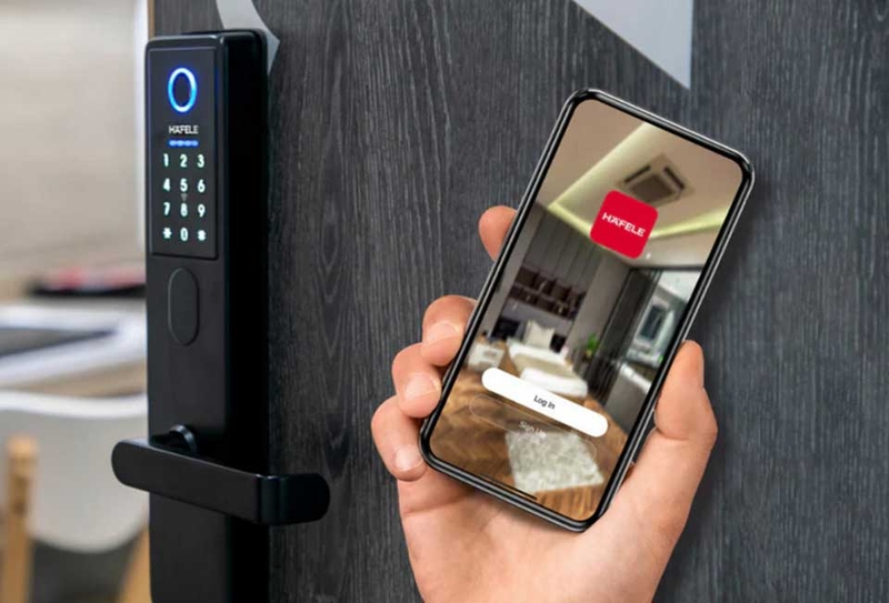 Cách mở khóa cửa điện tử khi hết pin - 01