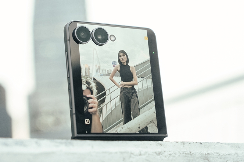 Một ngày chuyển từ Galaxy Z Flip6 sang Galaxy Z Flip8 21