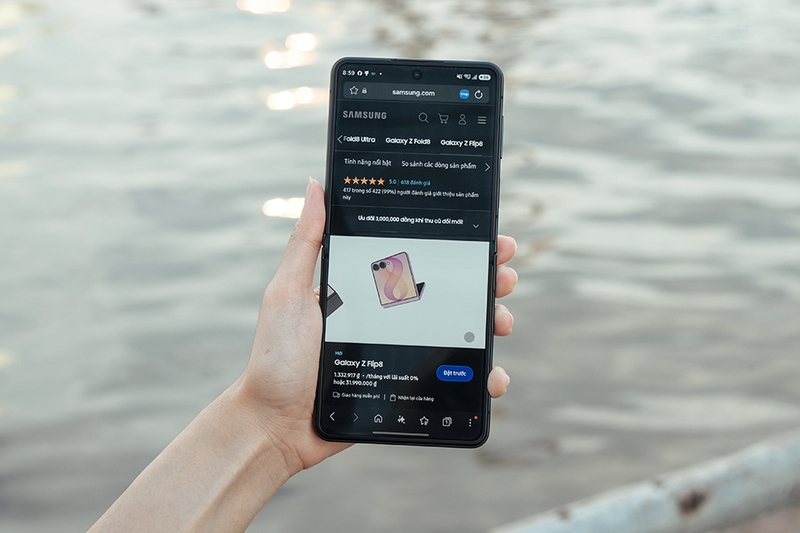 Một ngày chuyển từ Galaxy Z Flip6 sang Galaxy Z Flip8 9