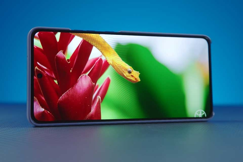 Đánh giá Motorola G86 - 03