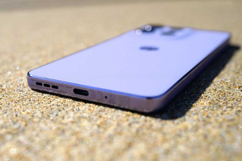 Đánh giá Motorola G86 - 01