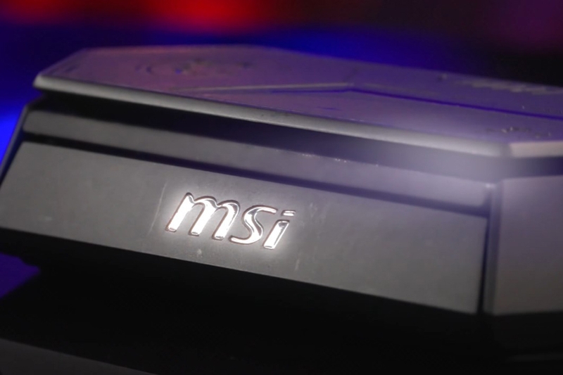 msi-claw-docking-station-1.jpg