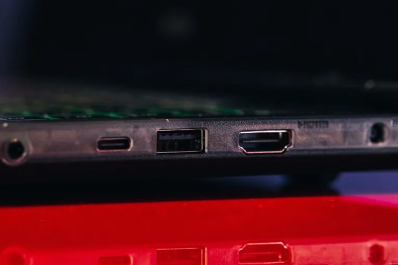 MSI Gaming Cyborg 15 B13WFKG-658VN 9