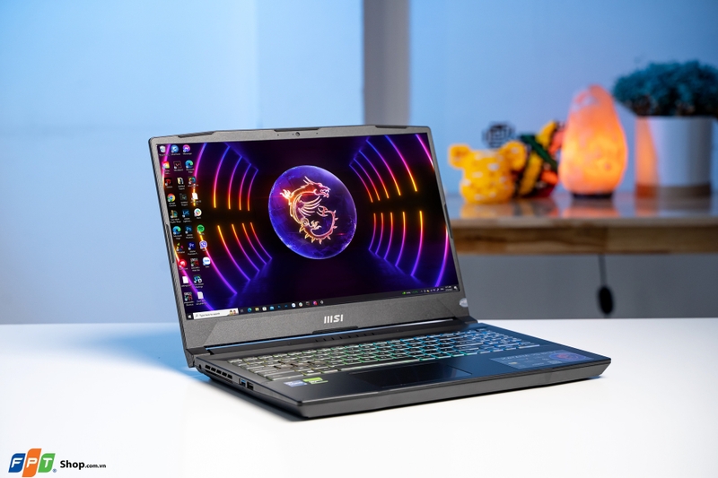 msi-katana-lenovo-loq-1.jfif
