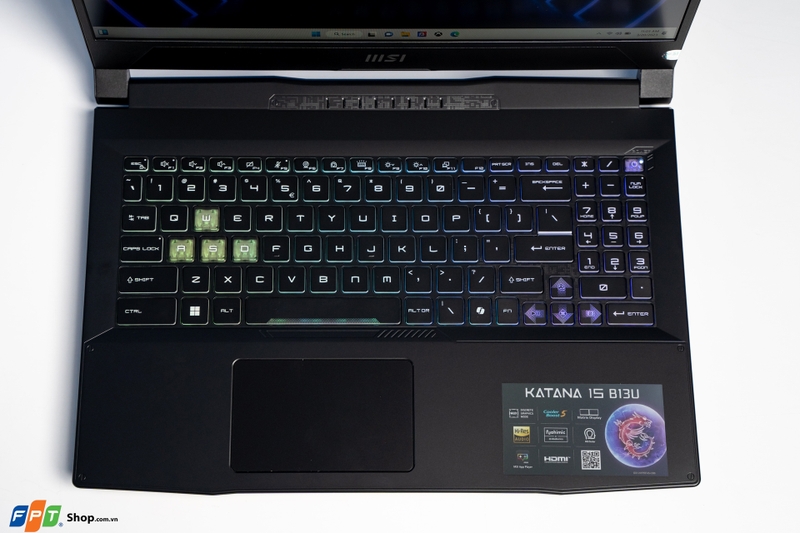 msi-katana-lenovo-loq-7.jfif