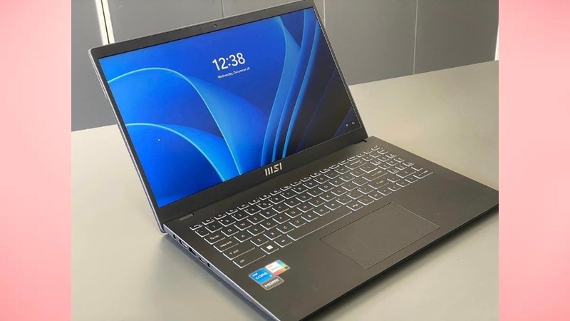 Màn hình 15.6 inch Full HD IPS cung cấp hình ảnh sắc nét