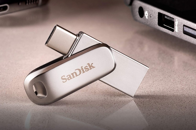 mua USB ở đâu uy tín - sandisk.jpg