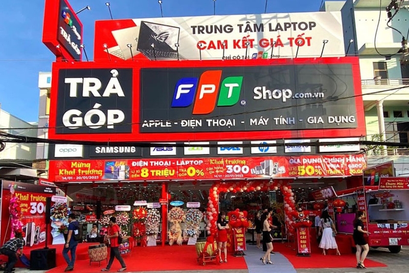 mua-dien-thoai-tra-gop-qua-cong-ty-tai-chinh-la-gi-1.jpg