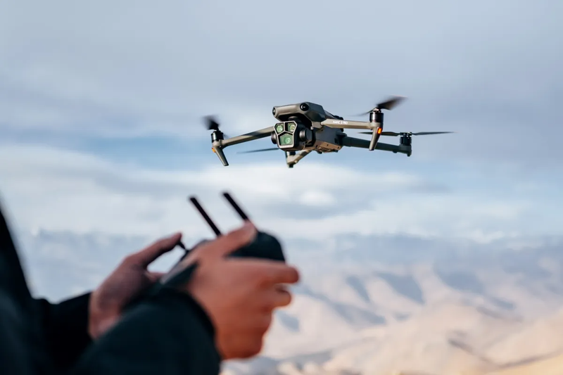 Mua flycam ở đâu uy tín?