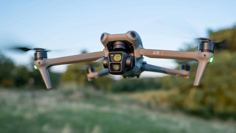 Flycam DJI Air 3