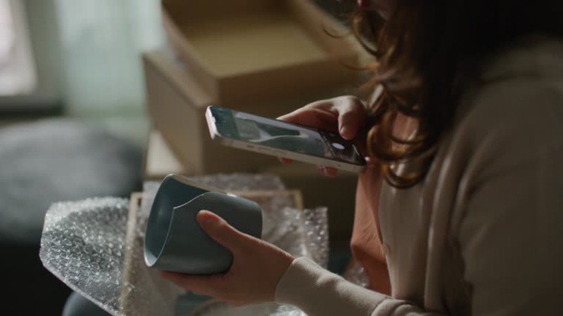 Nhược điểm mua sắm online