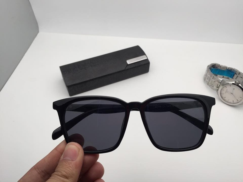 Mùa hè đi làm cần đem theo gì - 05