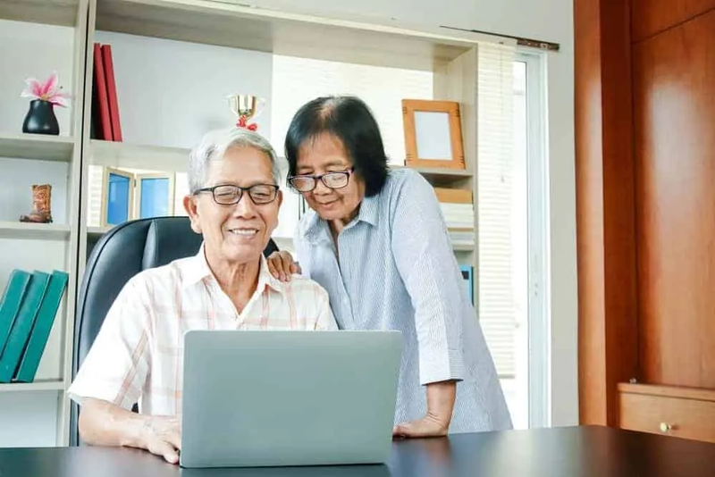 Mua laptop cho người cao tuổi như thế nào? - hình 7