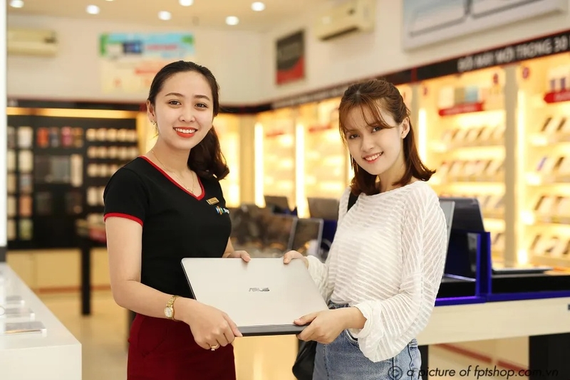 Mua laptop sinh viên ở đâu uy tín 3
